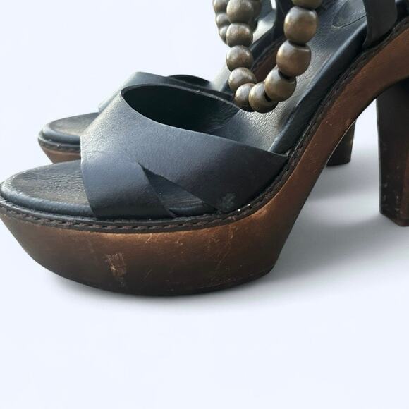 Ugg Naima Wood Platform Heel Sandals Women's size 7  Black Beaded Boho Retro - Picture 5 of 13
